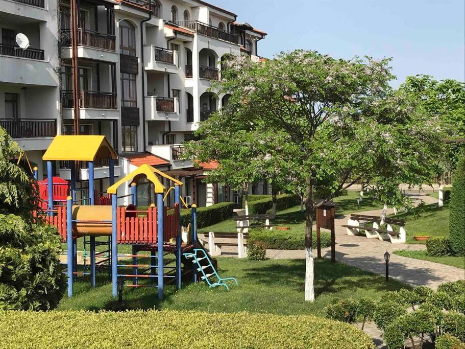 Lovely Apartment In Peaceful Family Spa Resort Near To Nesebar Kableshkovo  Dış mekan fotoğraf